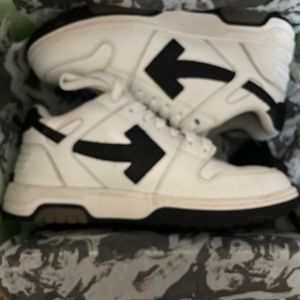 Off white shoes men size 8